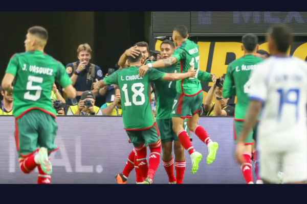 Santiago Gimenez and Team Celebrating Winning Goal in Mexico vs Panama 2023 CONCACAF Gold Cup Final