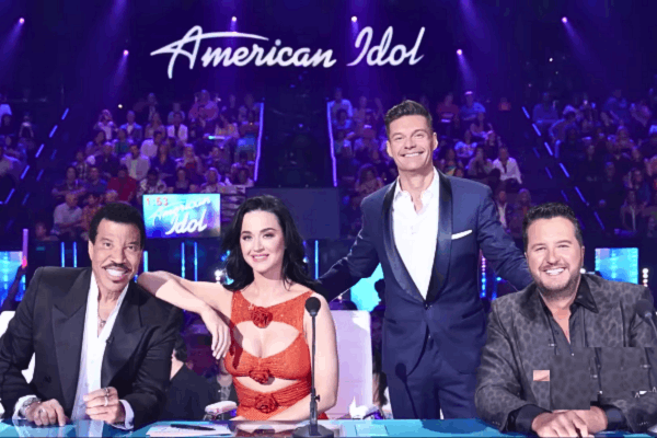 In the Upcoming Season 22 of American Idol Katy Pery Returns As a Judge.
