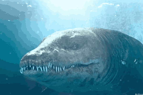 Sea Monster: Pliosaur swimming in the sea